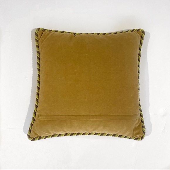 Handmade needle point pillow - Picture 2 of 2